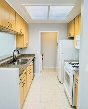 188 Hurst Ave, Unit 188 in Ventura, CA - Building Photo - Building Photo