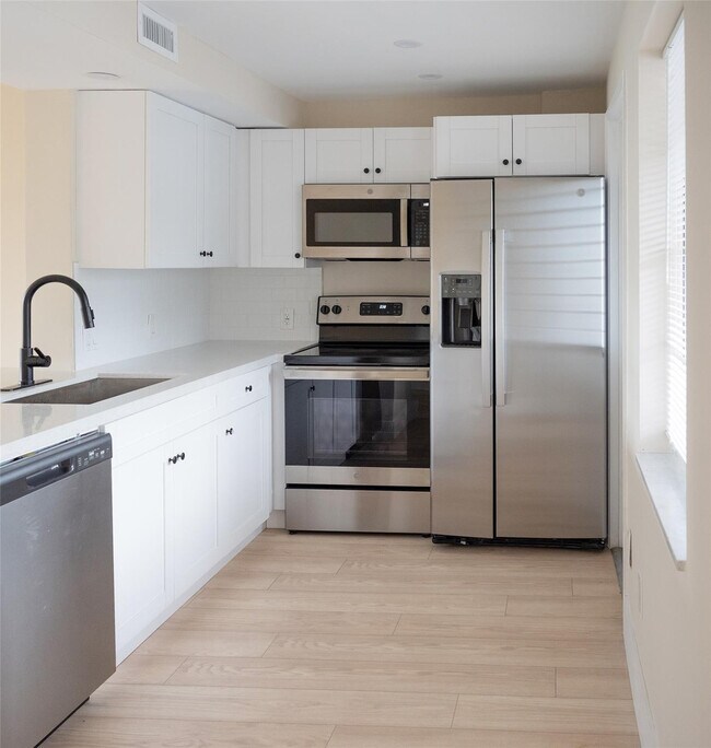 property at 3001 S Course Dr