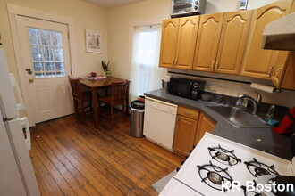 25 Everett St in Boston, MA - Building Photo - Building Photo