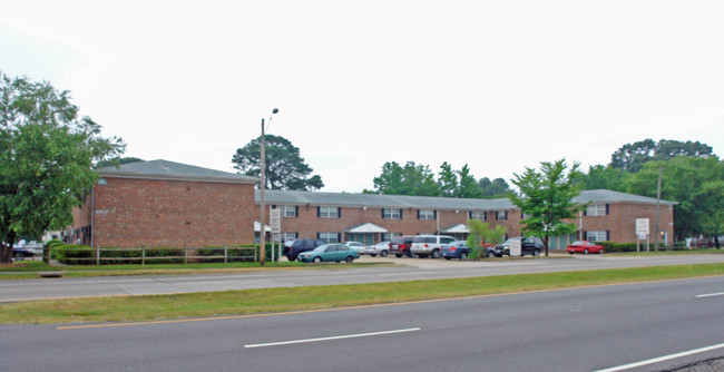 a4907p in Norfolk, VA - Foto de edificio - Building Photo