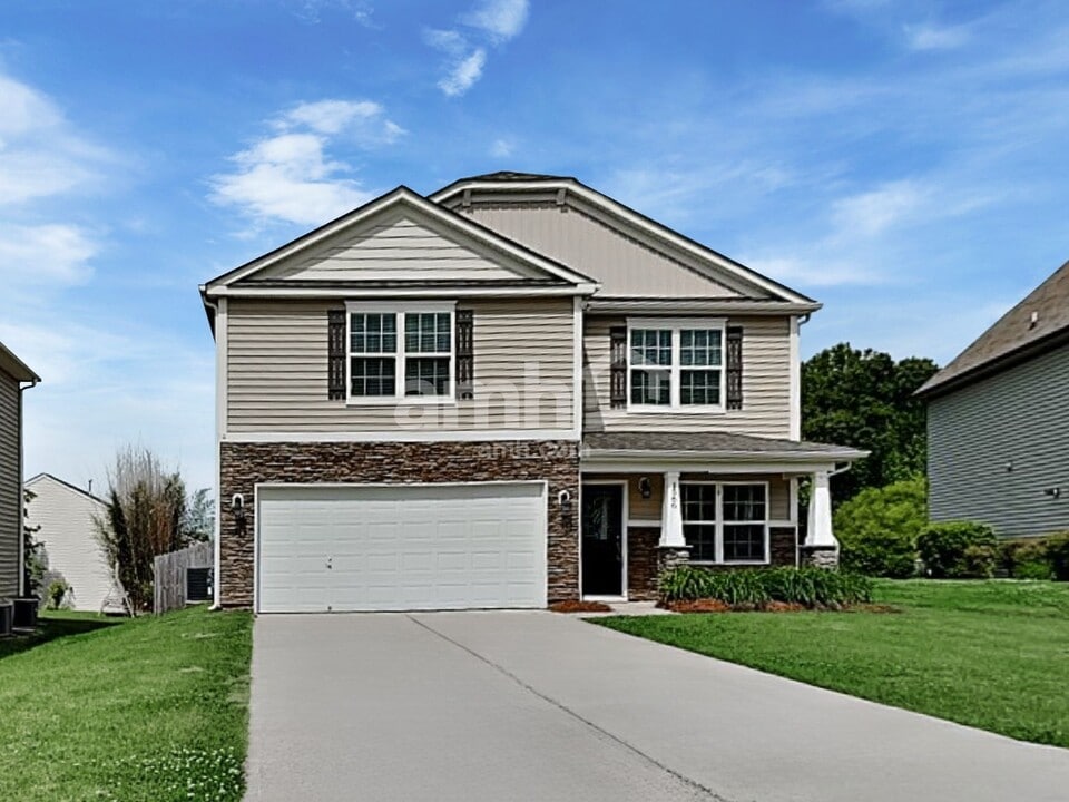 1566 Cavendish Ct in Kernersville, NC - Building Photo