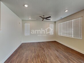 818 S Oak St in Lakewood, CO - Building Photo - Building Photo