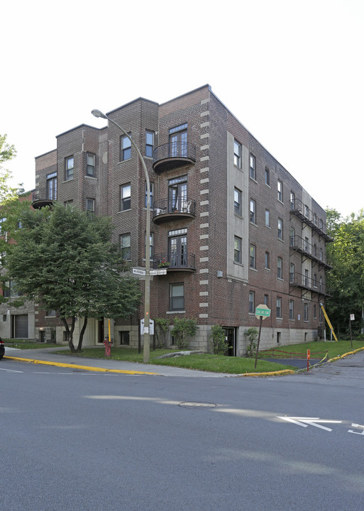 3101 Édouard-Montpetit in Montréal, QC - Building Photo