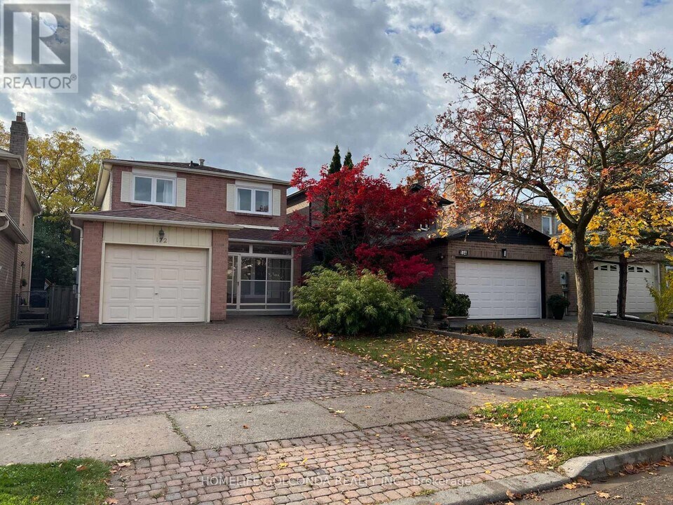 172 Stephenson Crescent in Richmond Hill, ON - Building Photo