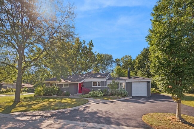 property at 1321 Heatherfield Ln