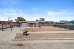 6039 Pompeii St in El Paso, TX - Building Photo