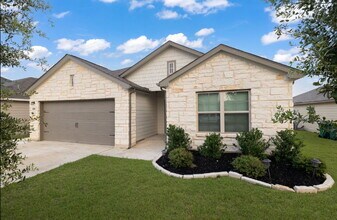 6808 Cetera Xing in Converse, TX - Building Photo - Building Photo