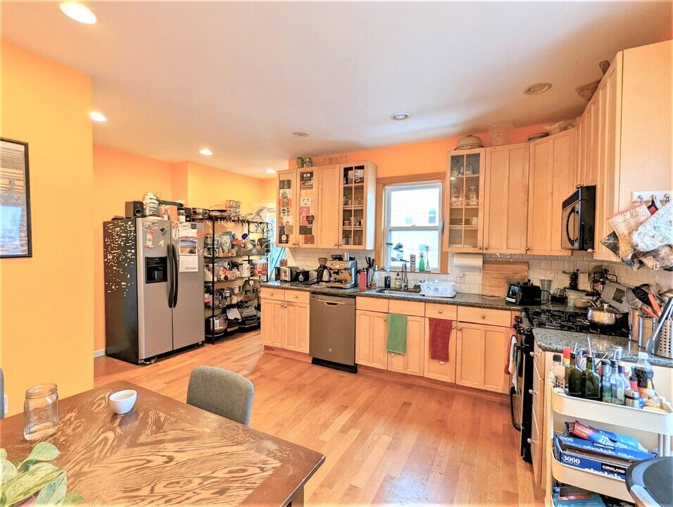 57 Josephine Ave in Somerville, MA - Building Photo