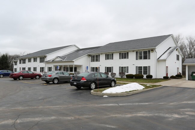 Creekwood Apartments in Albion, NY - Foto de edificio - Building Photo