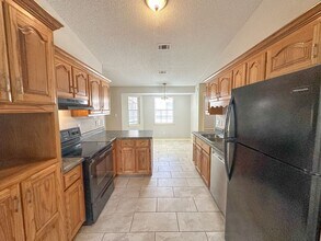 5105 Westport Dr in Milton, FL - Building Photo - Building Photo