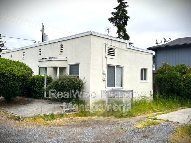 property at 567 SW G St