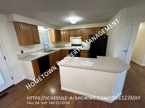 3611 Landau Ave NE in Olympia, WA - Building Photo - Building Photo