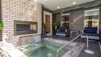 Twin Creeks in Clackamas, OR - Building Photo