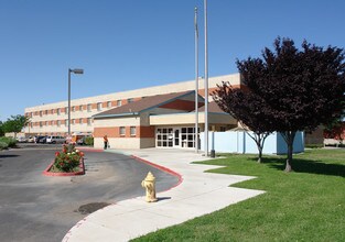 Albuquerque Silvercrest Residences in Albuquerque, NM - Foto de edificio - Building Photo