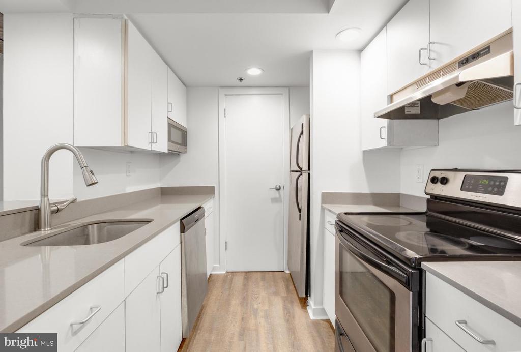 303 Vine St-Unit -106 in Philadelphia, PA - Building Photo