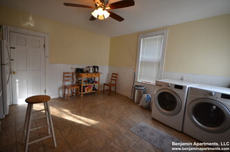 234 Cypress St, Unit 2 in Brookline, MA - Building Photo - Building Photo