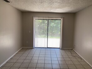 235 S. Christiana Ave in Apopka, FL - Building Photo - Building Photo