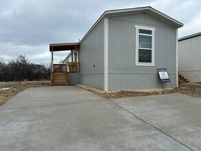 16 Liberty Rd in Crowley, TX - Building Photo - Building Photo