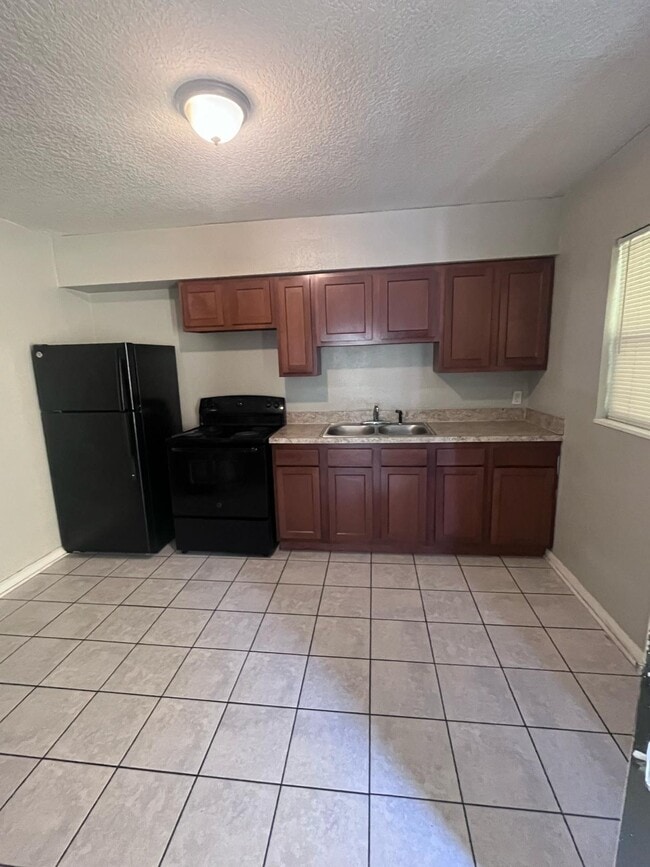 property at 3812 Almeda St