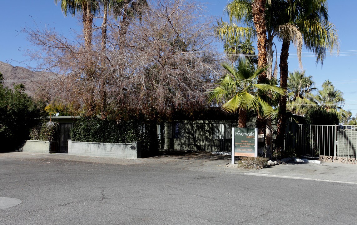 Riverwalk North in Palm Springs, CA - Building Photo