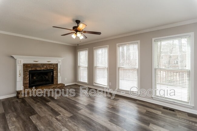 612 Ridge Crossing Dr in Woodstock, GA - Building Photo - Building Photo