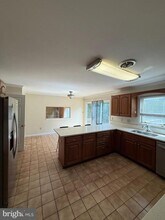 10 Candlelight Ct in Potomac, MD - Building Photo - Building Photo