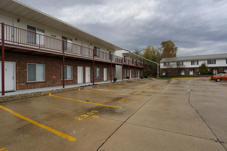 Providence Hill Apartments in Columbia, MO - Foto de edificio - Building Photo