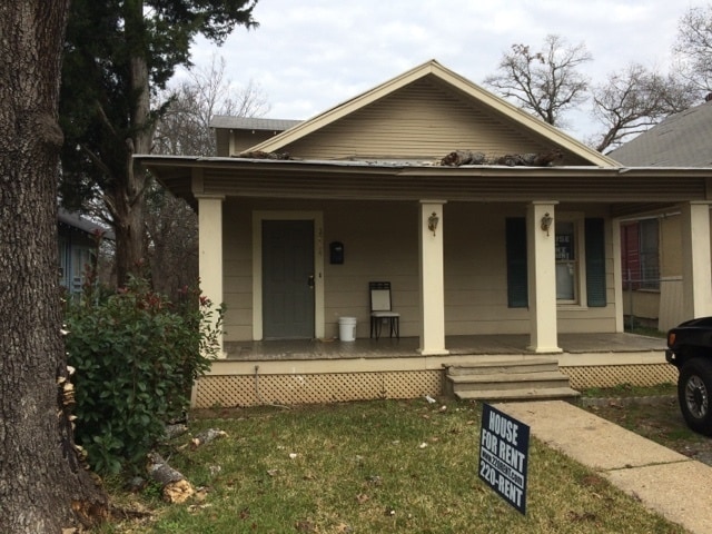 property at 2814 Hardy St