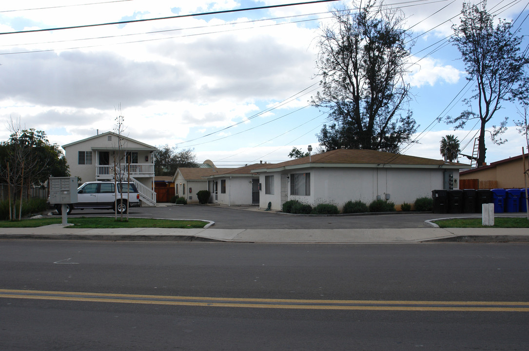 3868 Sunset Ln in San Ysidro, CA - Building Photo