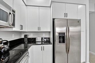 801 S Olive Ave in West Palm Beach, FL - Foto de edificio - Building Photo