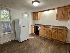 44 Vandine Pl NE in Grand Rapids, MI - Building Photo - Building Photo