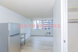 1560 Kanunu St in Honolulu, HI - Building Photo - Building Photo