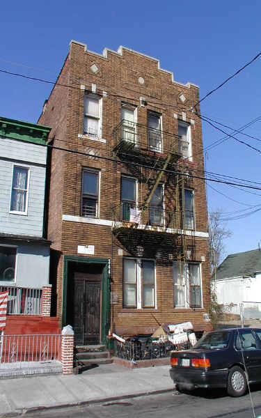 344 Ashford St in Brooklyn, NY - Building Photo