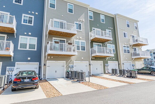 4361 Saunders Station Loop in Short Pump, VA - Building Photo - Building Photo