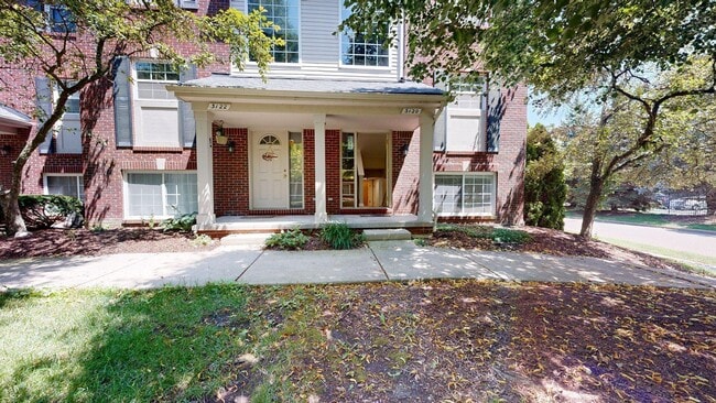 3120 Promenade Cir in Ann Arbor, MI - Building Photo - Building Photo