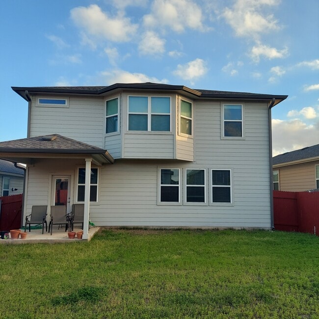 168 Dome Peak Ter in Dripping Springs, TX - Building Photo - Building Photo