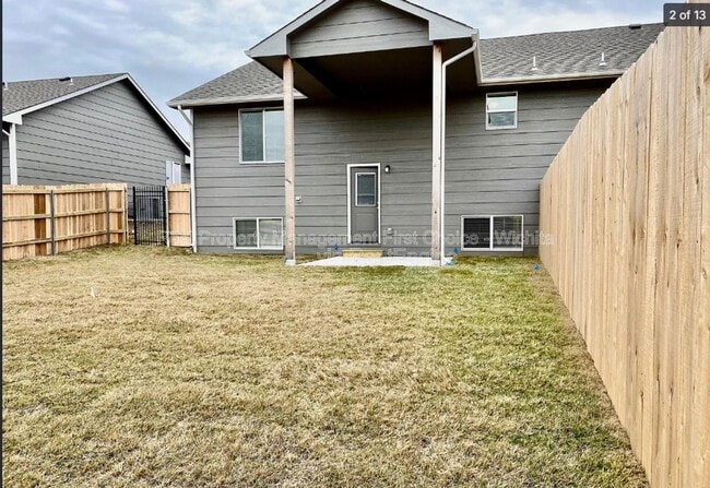 5321 N Toben Ct in Bel Aire, KS - Building Photo - Building Photo