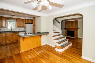 20040 Bonnie Bank Blvd in Rocky River, OH - Building Photo - Building Photo