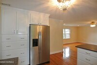 2129 Neuse Cliffs Cir photo'