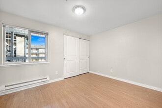 Forest Park in Bellingham, WA - Foto de edificio - Building Photo