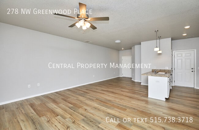 278 NW Greenwood Pl in Waukee, IA - Building Photo - Building Photo