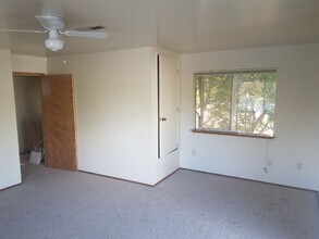 172-190 Racetrack St in Auburn, CA - Building Photo - Building Photo