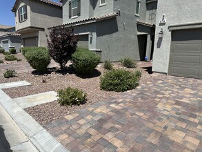 8704 Glen Echo Ave in Las Vegas, NV - Building Photo - Building Photo