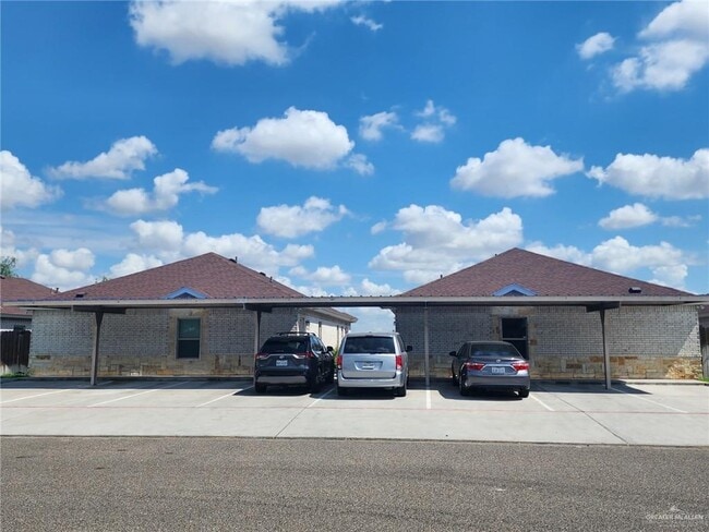 14 W Garfield Ave in Alton, TX - Building Photo - Building Photo