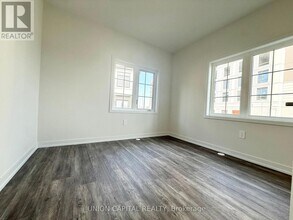 30 Bullata Ln in Richmond Hill, ON - Building Photo - Building Photo