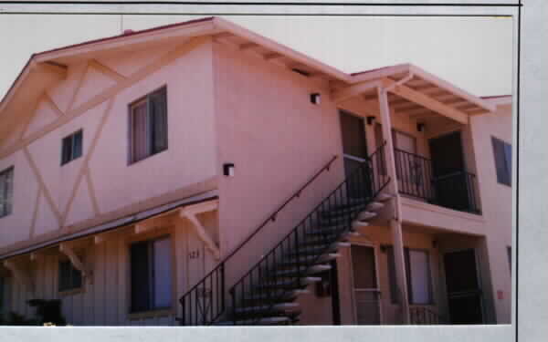 523 Troy Dr in San Jose, CA - Building Photo - Building Photo