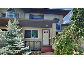 553 Ridgeview Dr in Louisville, CO - Building Photo - Building Photo