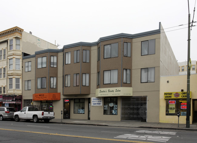 4907 Mission St in San Francisco, CA - Foto de edificio - Building Photo
