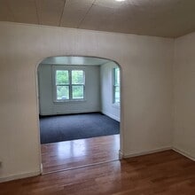318 Margarete Ave in Benton Harbor, MI - Building Photo - Building Photo