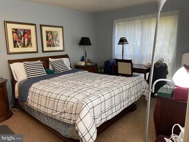 5 Chamberlin Ct in Trenton, NJ - Building Photo